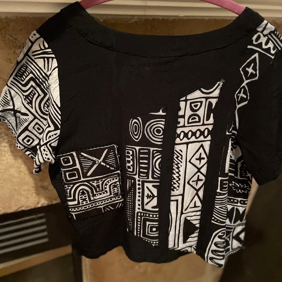 Key Lime Pie Women’s Crop button down boxy artsy beaded top boho ethnic M - Picture 2 of 7